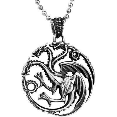 Μοντέρνα ανδρική αλυσίδα με επιγραφές