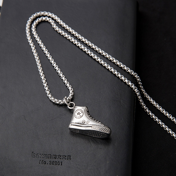 Ανδρική μοντέρνα μεταλλική αλυσίδα με διακόσμηση παπουτσιών