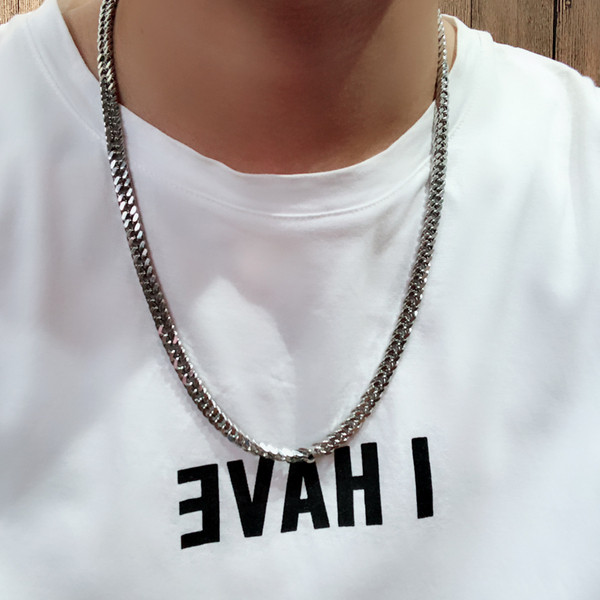 Igapäevane metallist meestekett