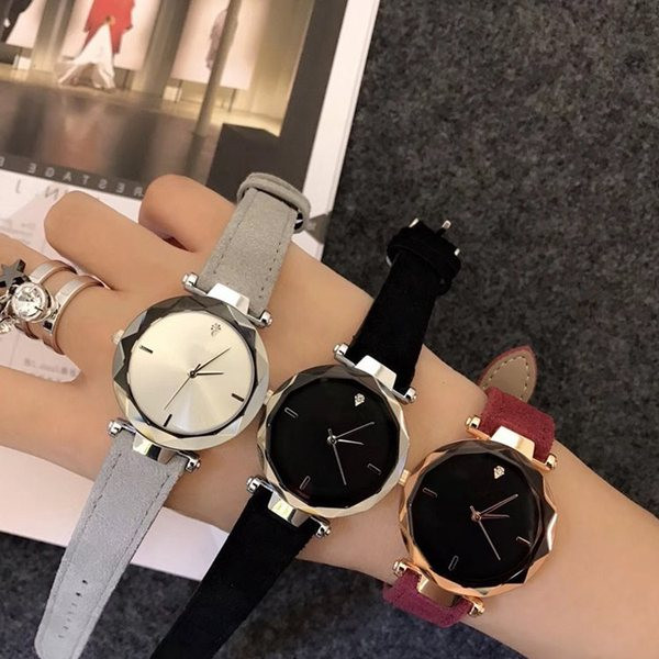 Sieviešu pulkstenis ar zamšādas siksniņu