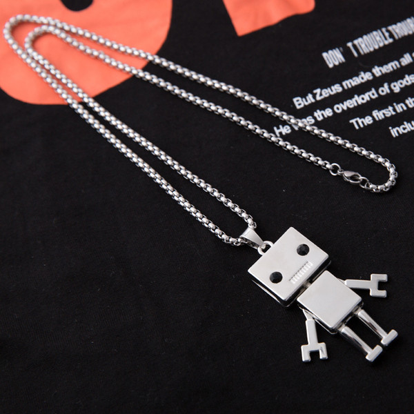 Καθημερινή ανδρική αλυσίδα με μεταλλικό στοιχείο