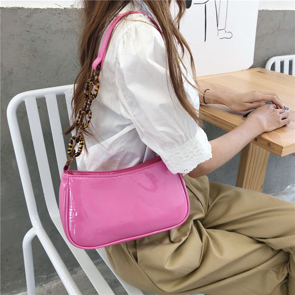 Modern női táska eko bőrből, cipzárral