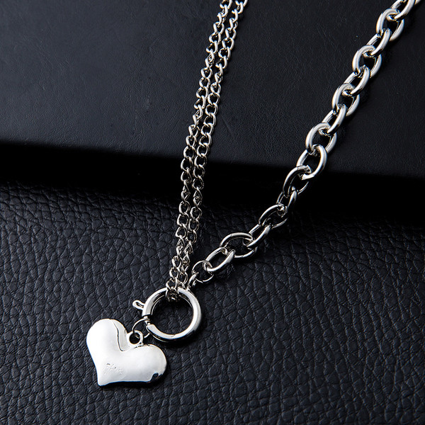 Μοντέρνα ανδρική αλυσίδα με διακόσμηση καρδιάς