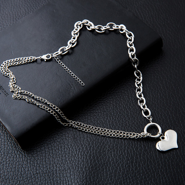 Μοντέρνα ανδρική αλυσίδα με διακόσμηση καρδιάς