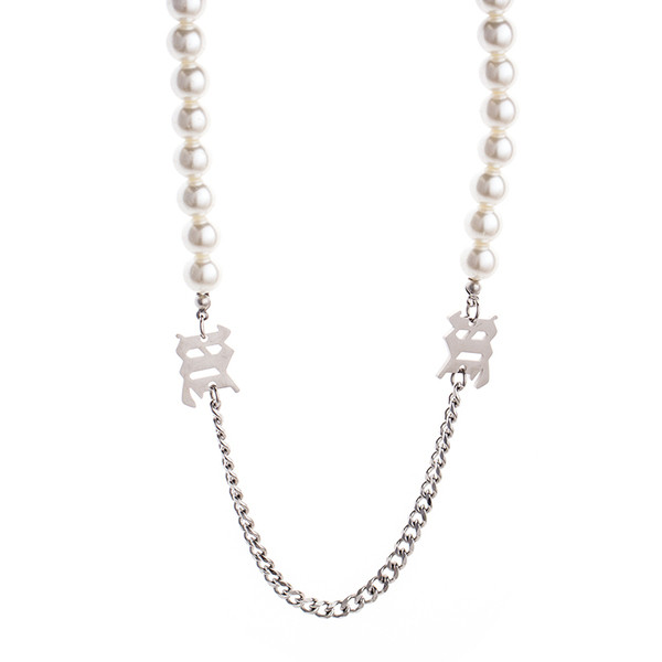 Ανδρική καθημερινή αλυσίδα με μεταλλικά στοιχεία