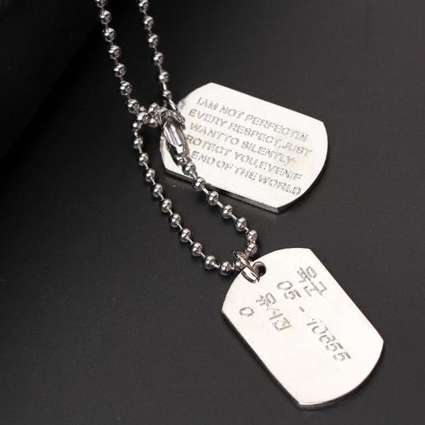 Καθημερινή ανδρική μεταλλική αλυσίδα με κρεμαστά στοιχεία