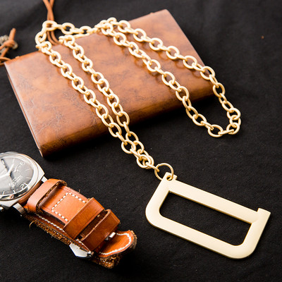 Μοντέρνα ανδρική μακριά μεταλλική αλυσίδα