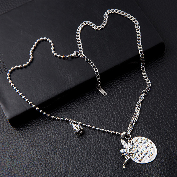 Praegune naiste metallist kaelakee kirjaga