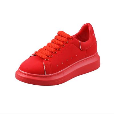 Casual γυναικεία αθλητικά παπούτσια από οικολογικό δέρμα με επίπεδη σόλα και κορδόνια