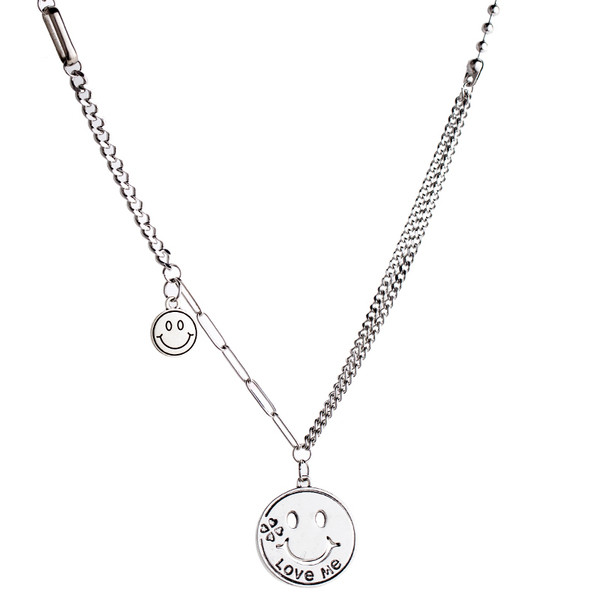 Γυναικείο καθημερινό μεταλλικό κολιέ με μεταλλικό μενταγιόν