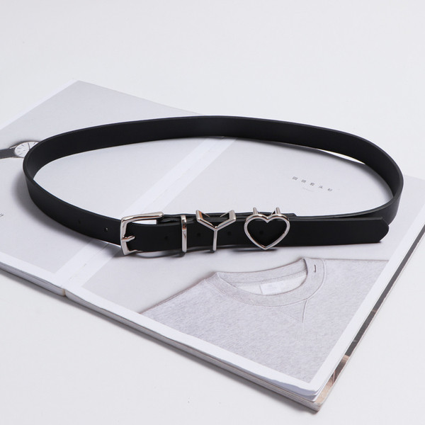 Lezser női fekete ekobőr öv fém elemekkel