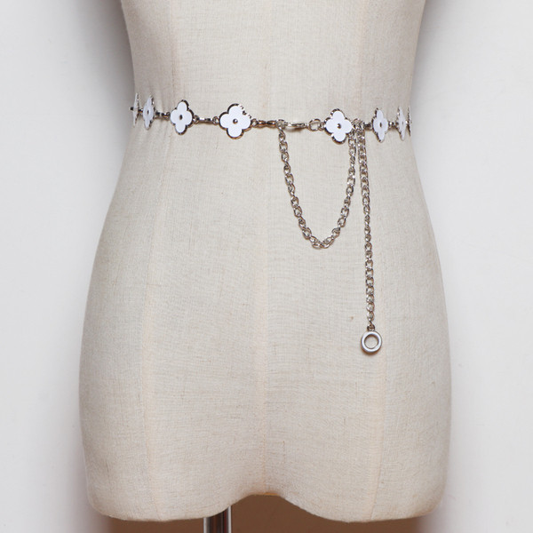 Jelenlegi fém öv típusú lánc virágokkal