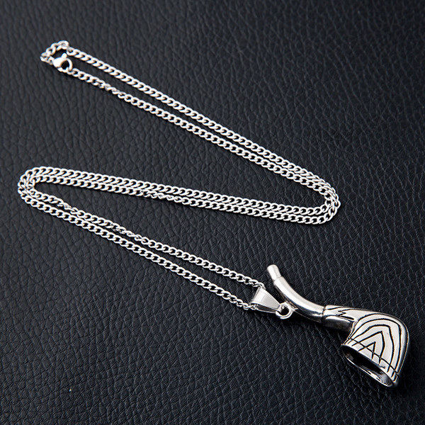 Καθημερινή ανδρική αλυσίδα με μεταλλικό μενταγιόν