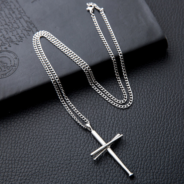 Ανδρική μεταλλική αλυσίδα με μενταγιόν