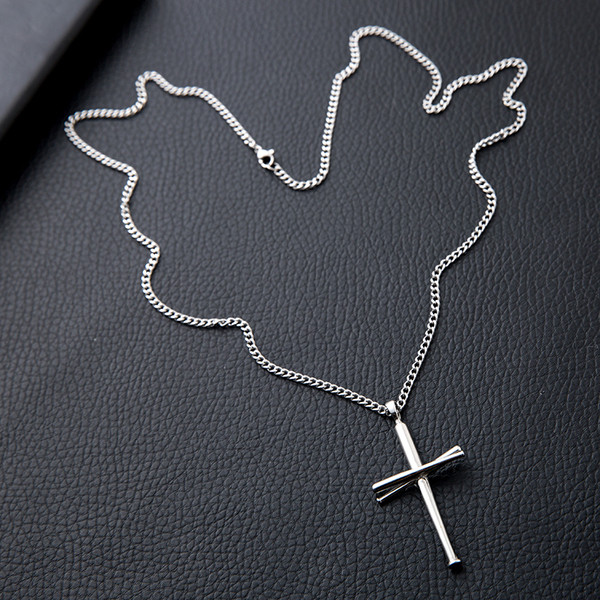 Ανδρική μεταλλική αλυσίδα με μενταγιόν