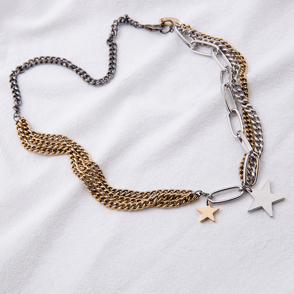 Modern női nyaklánc fém medállal