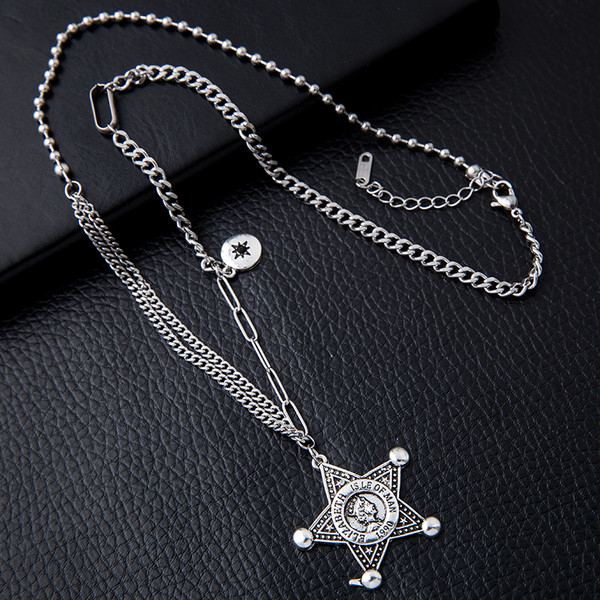 Γυναικείο κοντό καθημερινό κολιέ με μενταγιόν