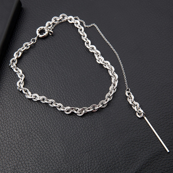 Női napi fém nyaklánc medállal