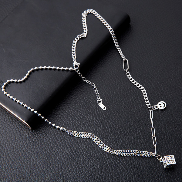 Napi női fém nyaklánc medállal