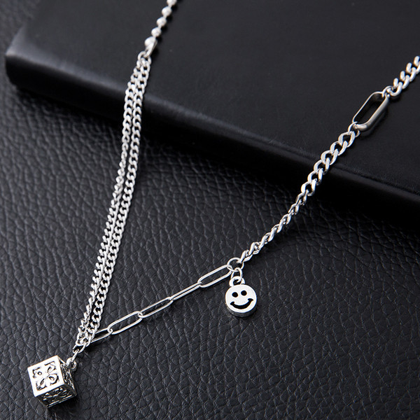 Napi női fém nyaklánc medállal