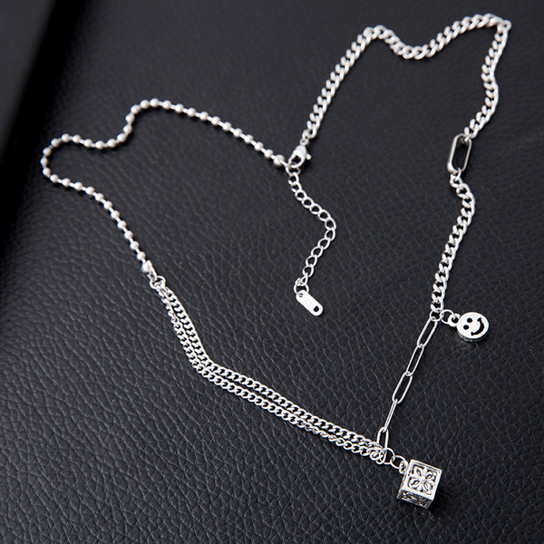 Napi női fém nyaklánc medállal