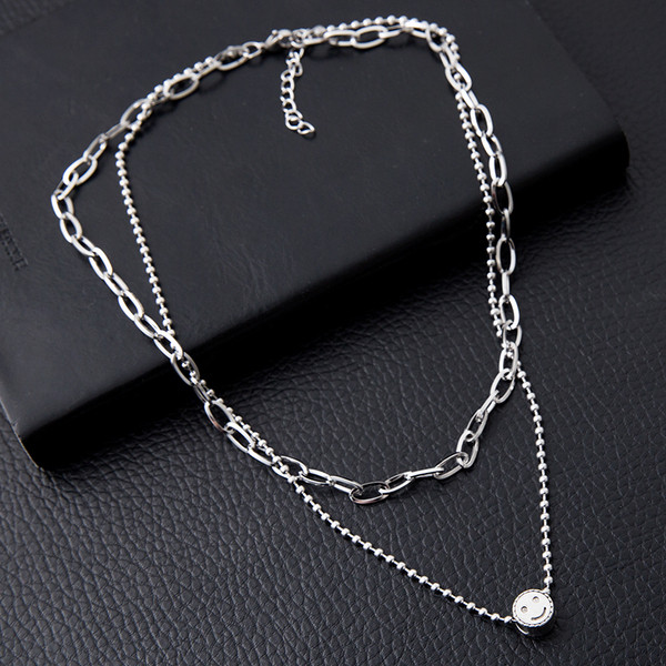 Γυναικείο κολιέ καθημερινό με μεταλλικά μενταγιόν