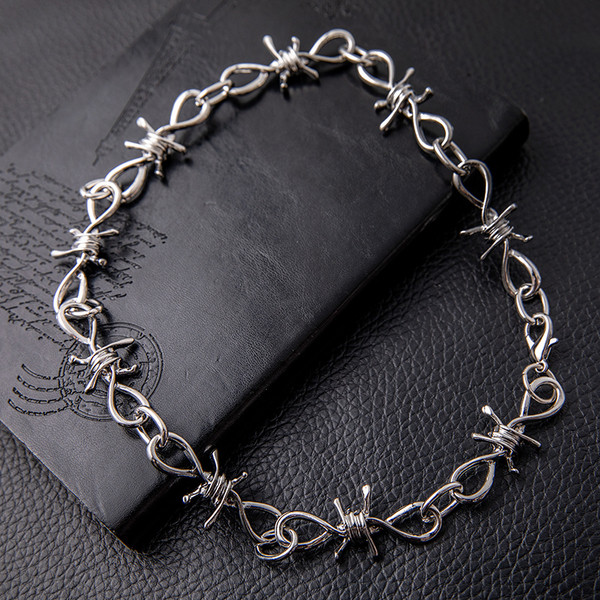 Aktualan muški metalni kratki lanac