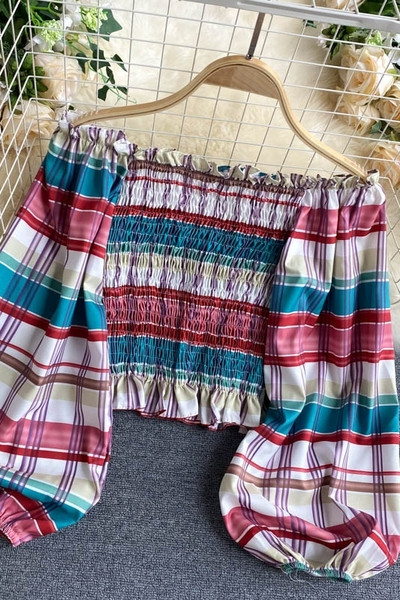 Női kockás blúz elasztikus és csupasz vállakkal