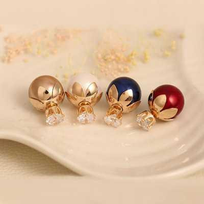 Modern, kövekkel díszített fülbevaló