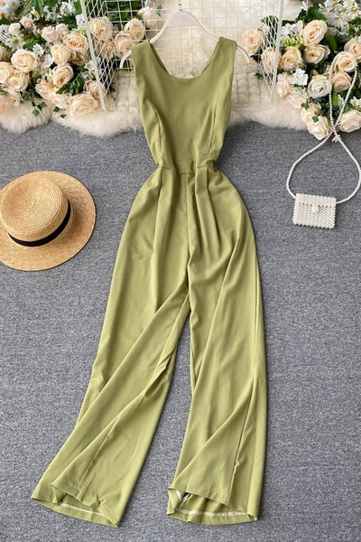 Μεγάλα μεγέθη γυναικείες ολοσωμες  φόρμες με φαρδιά λουράκια