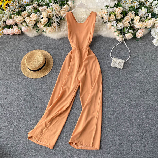 Μεγάλα μεγέθη γυναικείες ολοσωμες  φόρμες με φαρδιά λουράκια