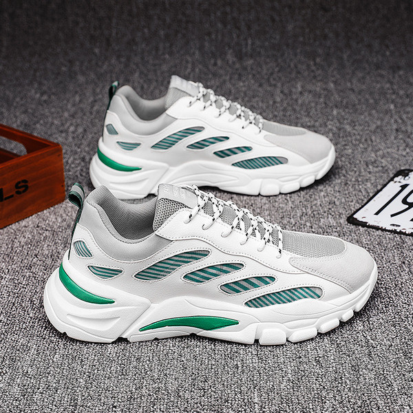 Ανδρικά αθλητικά παπούτσια με κορδόνια και χοντρά πέλματα