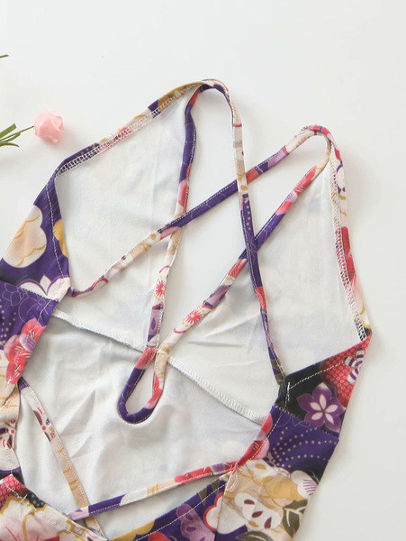 Дамски цял бански с флорален десен