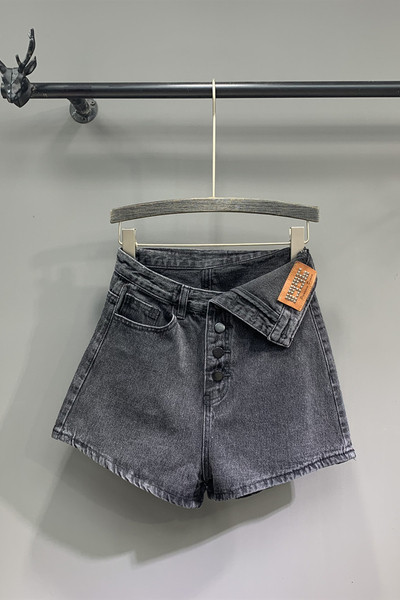 Modern női farmer rövidnadrág