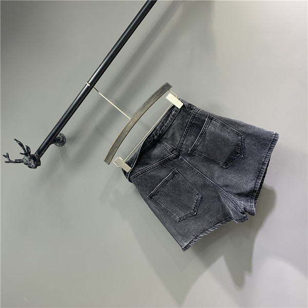 Modern női farmer rövidnadrág