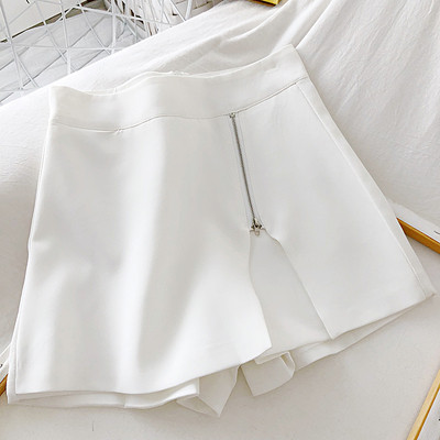 Γυναικεία σορτς με φερμουάρ και ψηλή μέση