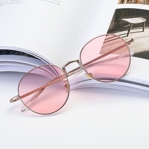 Naiste ümarad päikeseprillid