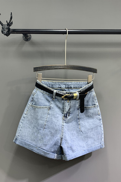 Új modell rövidnadrág kék övvel