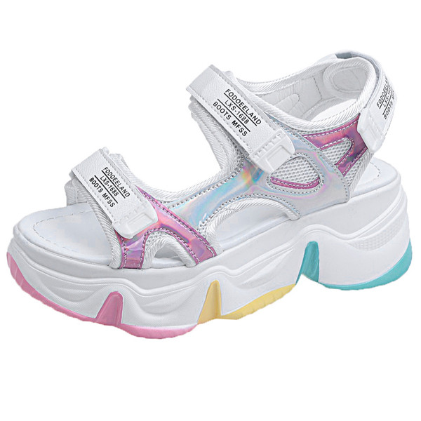 Női szandál új modell színes talppal és foltokkal