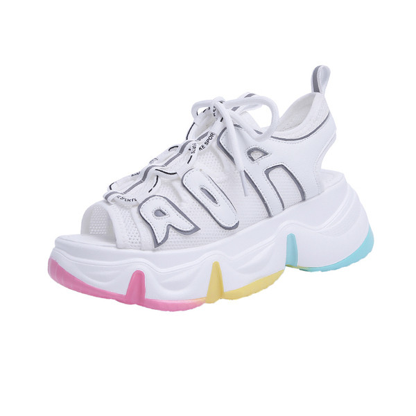 Új modell női szandál színes mintával és fűzővel