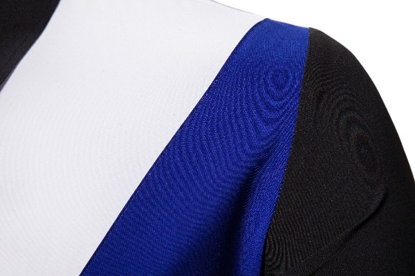 Modern férfi ing klasszikus gallérral és fehér gombokkal