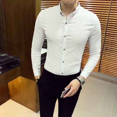 Férfi testhezálló ing klasszikus modell hosszú ujjal