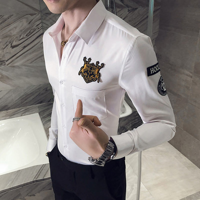 Új modell modern férfi ing rátéttel