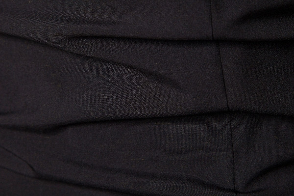 Modern férfi ing klasszikus gallérral, színes mintával