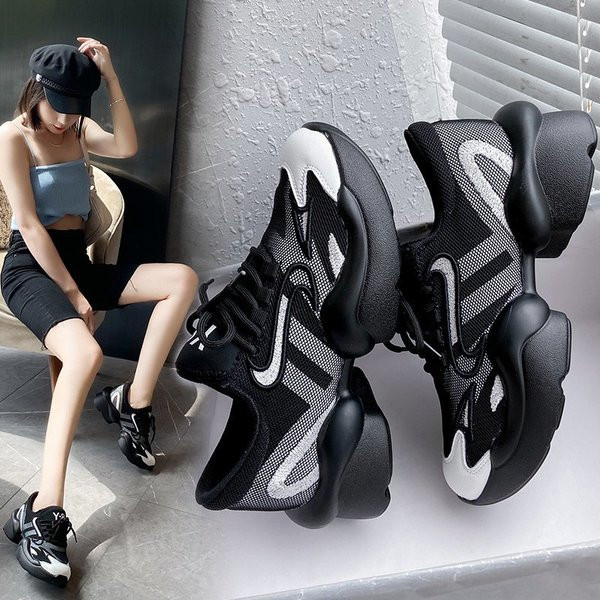 Durva talpú, fűzős női tornacipő többféle színben