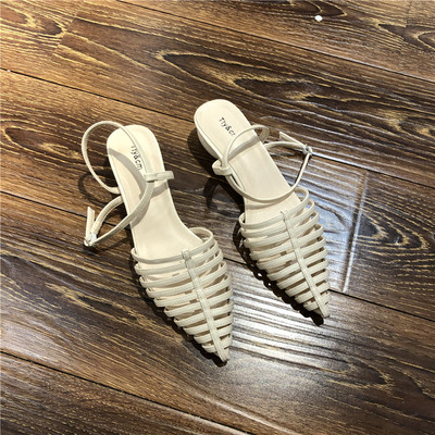 Női szandál hegyes modell öko bőrből