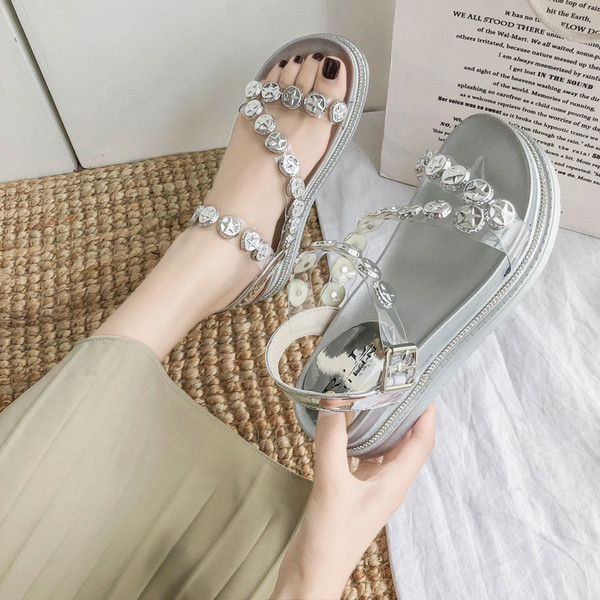 Lapos talpú, köves női szandál két színben