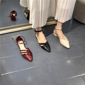 Naiste sandaalid ökonahast terava mudeliga