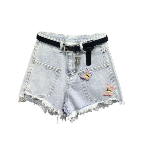 Női rövidnadrág 3D elemmel és övvel