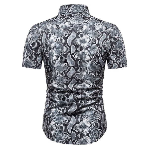 Modern férfi ing klasszikus gallérral és állatmintával